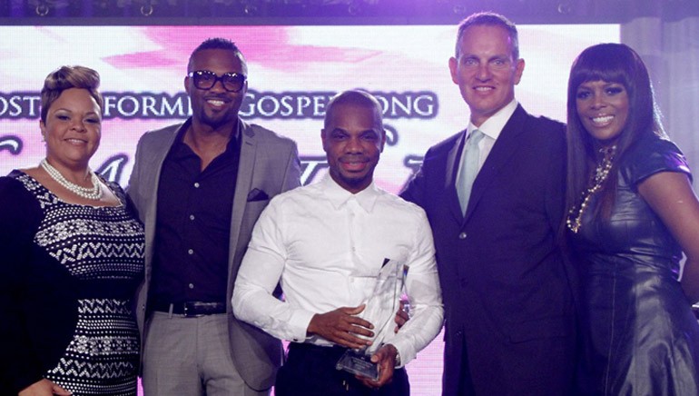 Pictured (L–R): Tamela Mann; BMI Executive Director, Writer/Publisher Relations Wardell Malloy; 2014 Most Performed Gospel Song of the Year writer Kirk Franklin; BMI CEO Mike O’Neill; and BMI Vice President, Writer/Publisher Relations Catherine Brewton at the BMI Trailblazers of Music Gospel Awards.