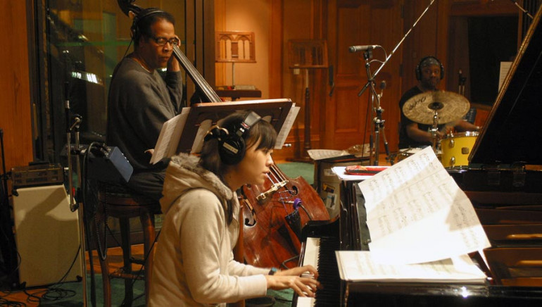 Stanley Clarke records with Hiromi Uehara and Lenny White.