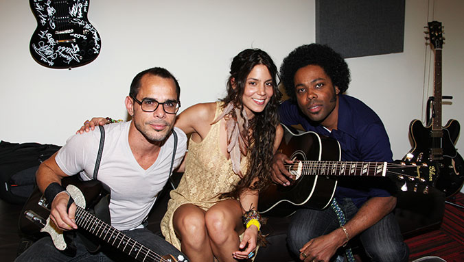 Javier Garcia, Duina del Mar and Alex Cuba hang out backstage at BMI’s Latin showcase in Miami on April 24. Photo by Arnold Turner