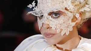 Lady Gaga arrives at the 2010 BRIT Awards.