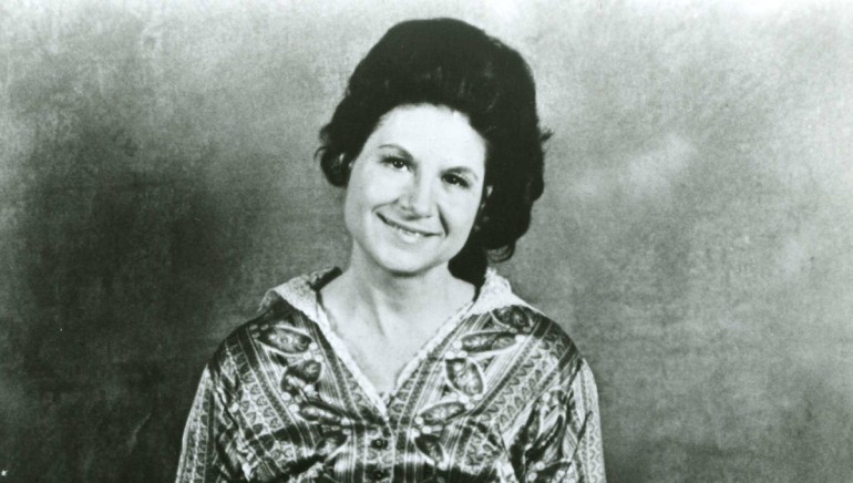 Kitty Wells in 1974