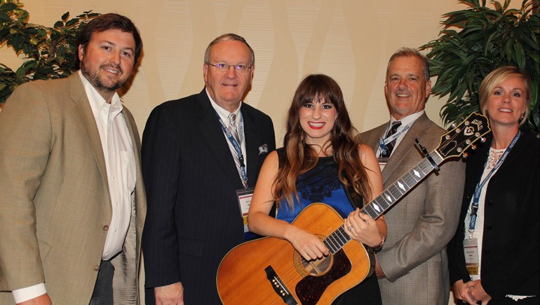 Pictured (L-R) before the performance are: BMI’s Mason Hunter, TAB Board Chairman and WDEF-TV Chattanooga General Manager Phil Cox, Caitlyn Smith, TAB Executive Director Whit Adamson, and TAB Board Director-at-Large-Radio and 5 Star Radio Group President and General Manager Katie Gambill.