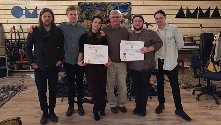 Pictured (L-R): Of Monsters and Men members Arnar Rósenkranz Hilmarsson, Brynjar Leifsson and Nanna Bryndís Hilmarsdóttir, BMI’s Phil Graham, Of Monsters and Men members Ragnar Þórhallsson and Kristján Páll.