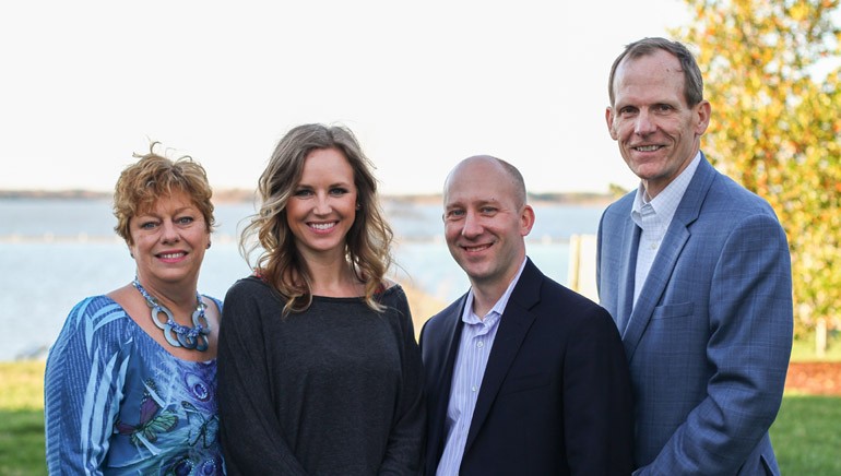 Pictured after the performance are: RAM Board Chair and owner of The Fish Market Sherry Giovannoni, BMI songwriter Kristen Kelly, RAM President and CEO Marshall Weston and BMI’s Dan Spears.