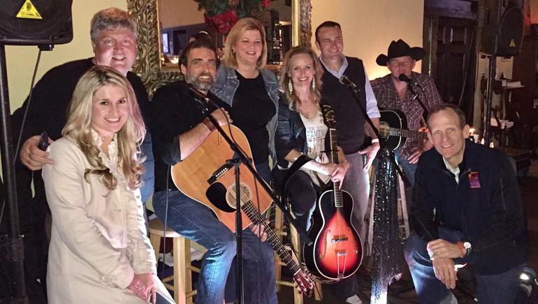 Pictured (L-R) after a performance at the Eastside Grille in Montgomery, Alabama are: Alabama Restaurant & Hospitality Alliance Director of Member Relations Shea Perkins, Little Engine Broadcasting President Terry Barber, BMI songwriter Clint Daniel, Alabama Restaurant & Hospitality Alliance President/CEO Mindy Hanan, BMI songwriter Kristen Kelly, Eastside Grille owner Eric Duggan, BMI songwriter Jimmy Stanley and BMI’s Dan Spears.
