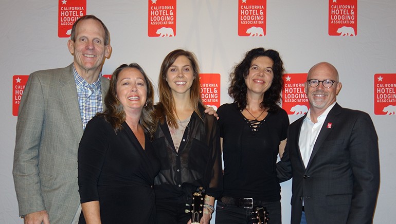 Pictured (L-R) before Roscoe & Etta’s performance at the California Hotel & Lodging Association’s winter board meeting opening reception are: BMI’s Dan Spears, CH&LA Senior Vice President Jennifer Flohr, Roscoe & Etta’s Anna Schulze and Maia Sharp, and CH&LA President and CEO Lynn Mohrfeld.