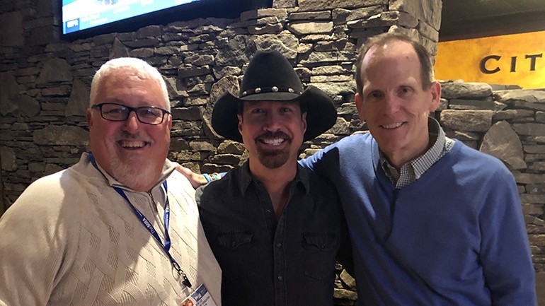 Pictured (L-R) before Jamie Lee Thurston’s performance at “The Toast” are: Massachusetts Restaurant Association President and CEO Bob Luz, BMI songwriter Jamie Lee Thurston and BMI’s Dan Spears.