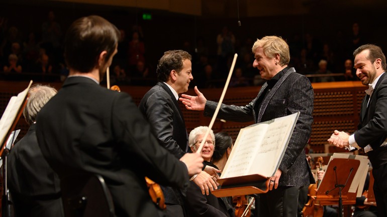 Pianist Jean-Yves Thibaudet congratulates BMI composer Aaron Zigman on his new concerto for piano and orchestra, “Tango Manos,” which made its U.S. premiere with the San Francisco Symphony. 