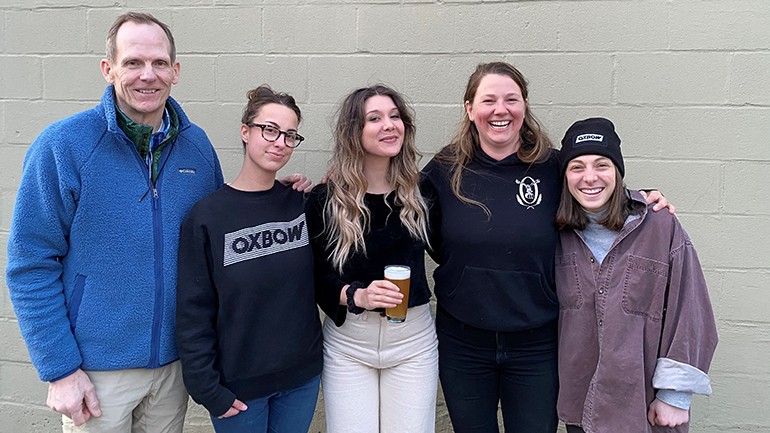 Pictured (L-R) before BMI songwriter Bre Kennedy’s performance at the New England Brew Summit are: BMI’s Dan Spears, Oxbow Blending & Bottling Bartender Lauren Janson, BMI songwriter Bre Kennedy, Oxbow Blending & Bottling Events Manager Rebecca Thomas and Production Assistant & Bartender Abby Silverstein.