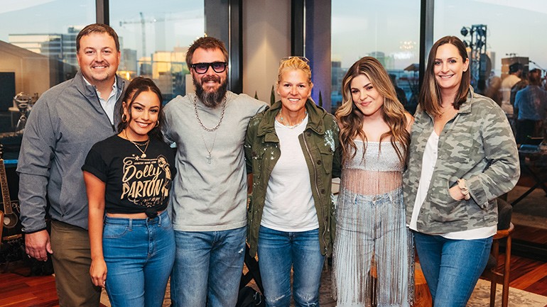 Pictured (L-R) BMI’s Mason Hunter, 103.3 Country’s Elaina D. Smith, Elvie Shane, BMI’s Leslie Roberts, Tenille Arts, and BMI’s MaryAnn Keen.