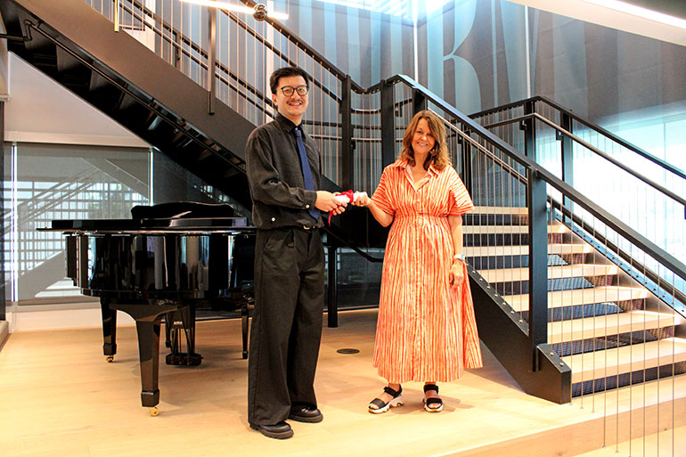 Jiawei Shen and Tracy McKnight