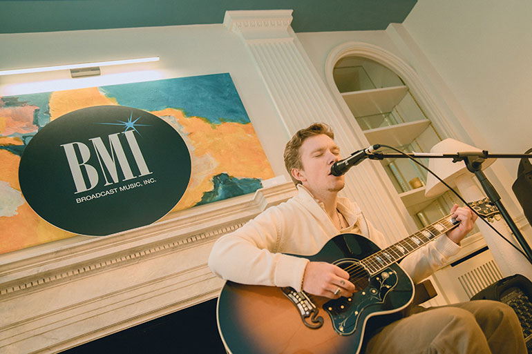 Ty Myers performing new songs