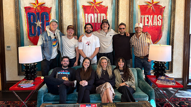 Top L to R – Keelan Donovan, Alex Lambert, Devin Naish, Whakaio Taahi, Jason Mater, Carlton Anderson. Bottom L to R – Tim Lightyear, Leslie Powell, Shelby Yoder, Caroline Grace.