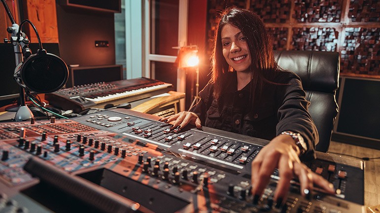 How to Get Better at Mixing Music : Master the Art